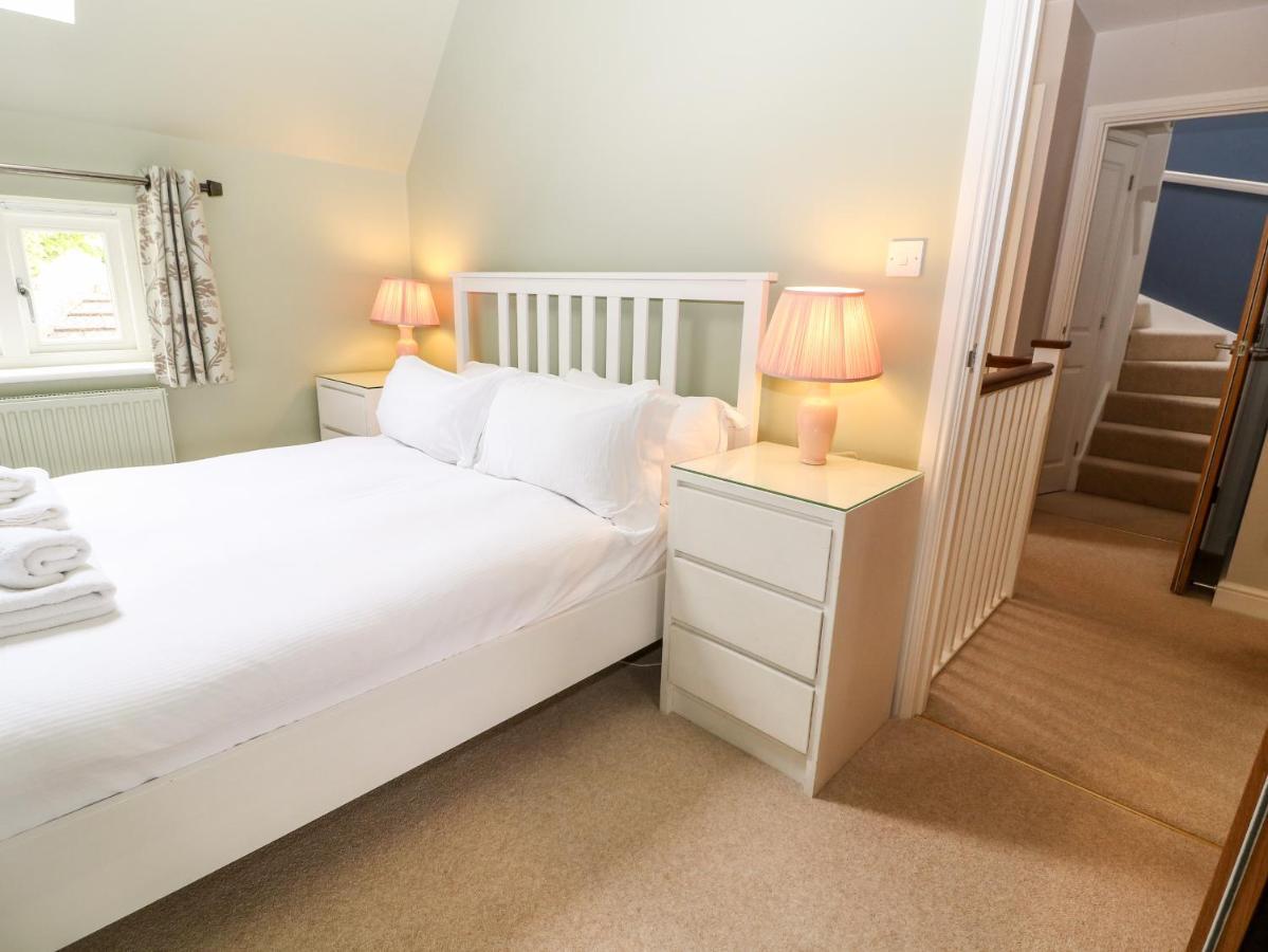 Vila 3 Painters Field Cirencester Exteriér fotografie
