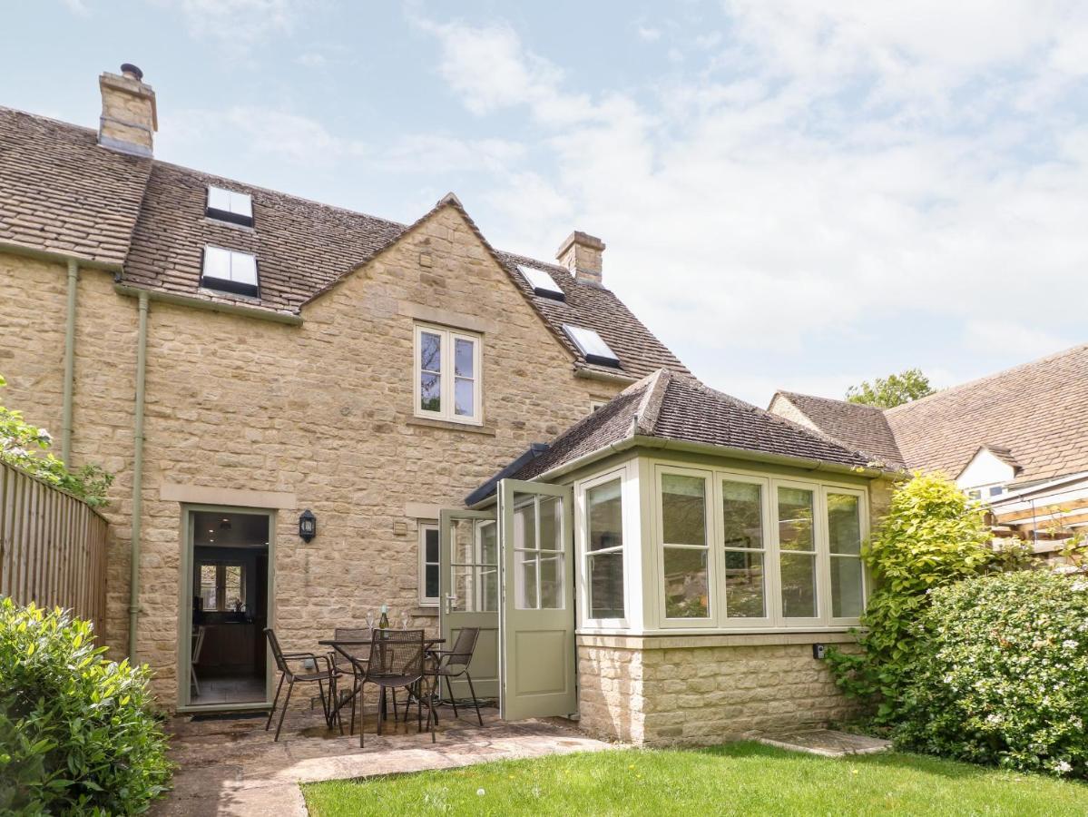Vila 3 Painters Field Cirencester Exteriér fotografie